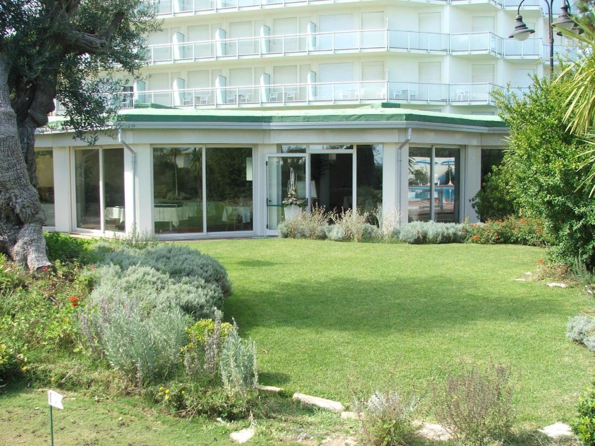 Hotel Bellevue Beach - Sul Mare Milano Marittima Esterno foto