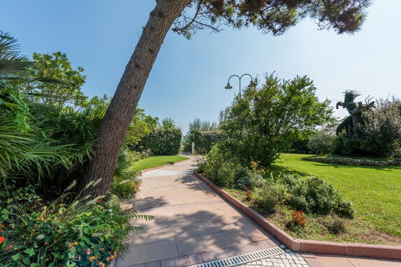 Hotel Bellevue Beach - Sul Mare Milano Marittima Esterno foto