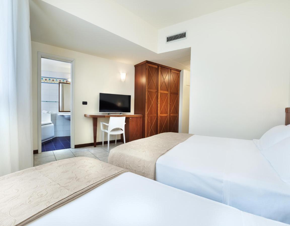 Hotel Bellevue Beach - Sul Mare Milano Marittima Esterno foto
