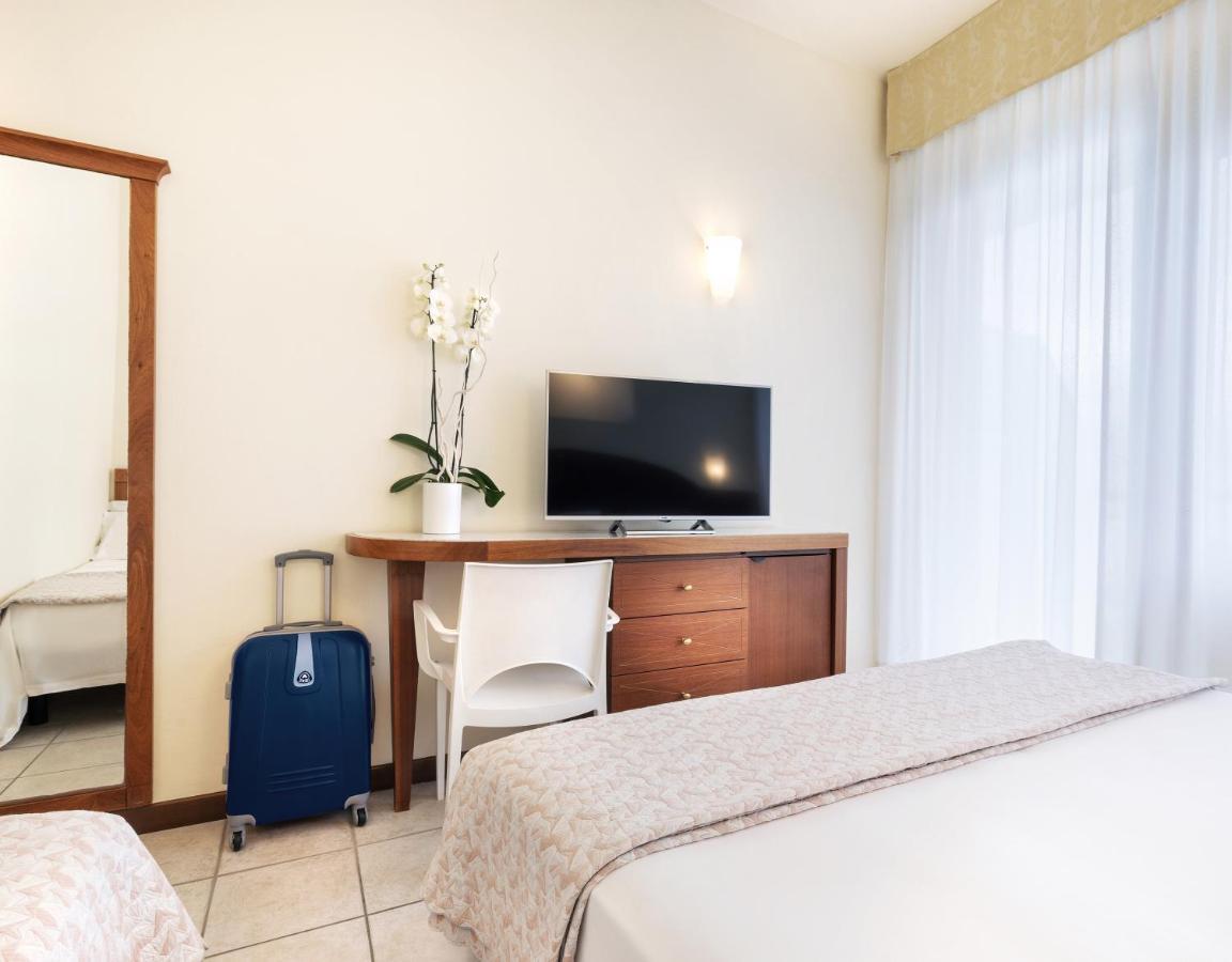 Hotel Bellevue Beach - Sul Mare Milano Marittima Esterno foto