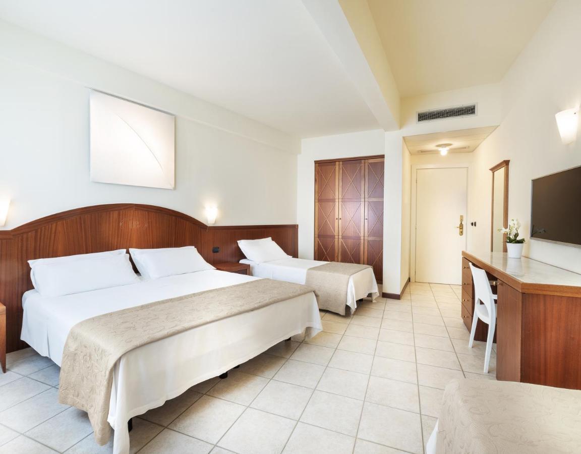 Hotel Bellevue Beach - Sul Mare Milano Marittima Esterno foto