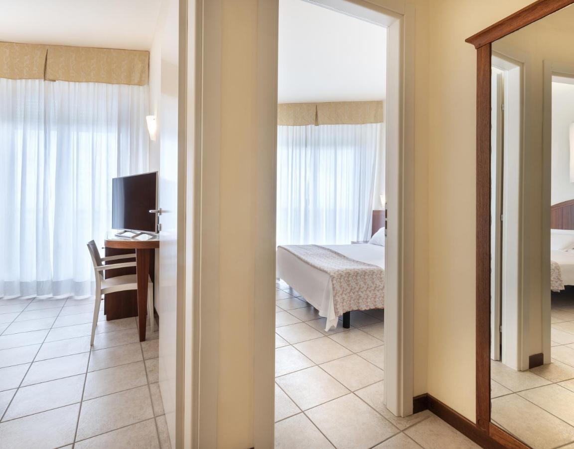 Hotel Bellevue Beach - Sul Mare Milano Marittima Esterno foto