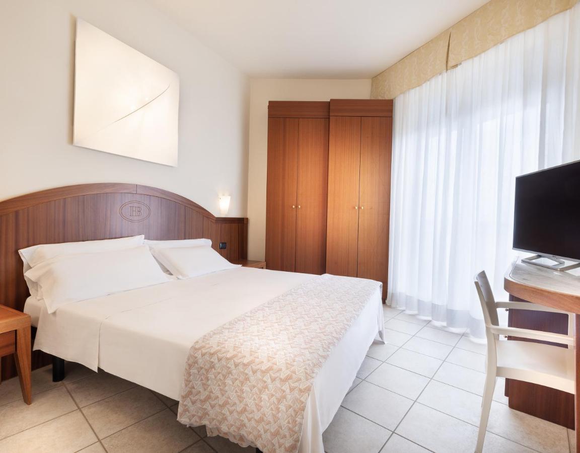Hotel Bellevue Beach - Sul Mare Milano Marittima Esterno foto