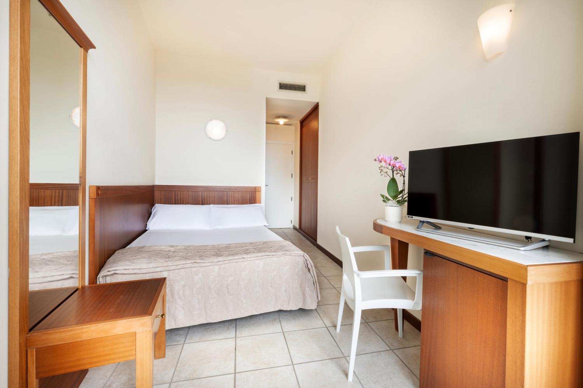 Hotel Bellevue Beach - Sul Mare Milano Marittima Esterno foto