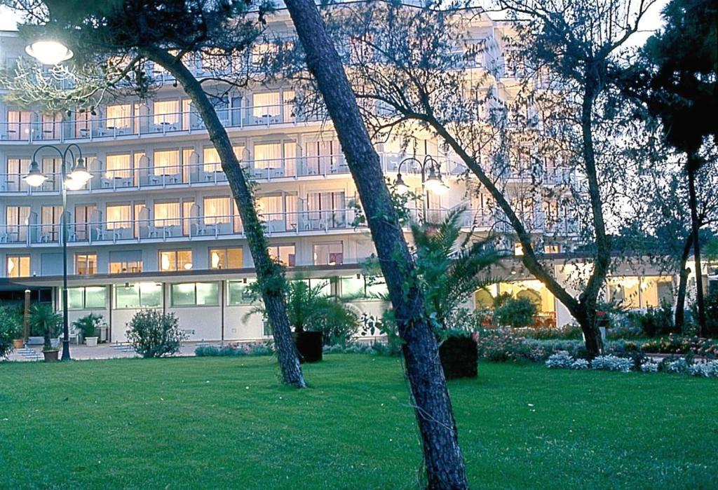 Hotel Bellevue Beach - Sul Mare Milano Marittima Esterno foto